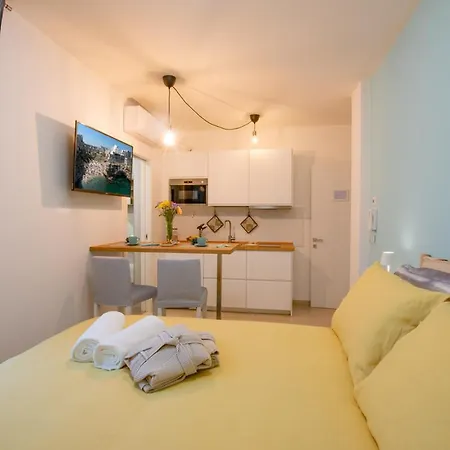 לינה וארוחת בוקר Blue Dream 3*